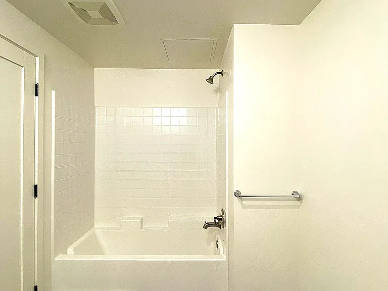 3067 N Park Way #412 — Photo 5
