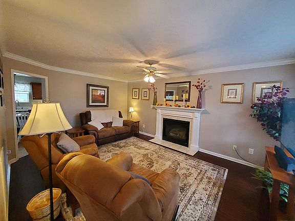 4th image of 7614 Vista View Ln