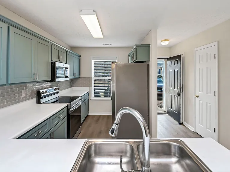 100 Buckhaven Way — Photo 12