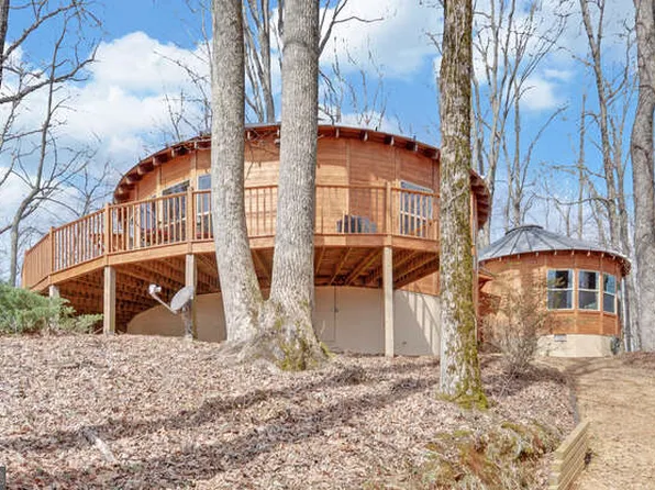 279 Collins Creek Rd, Hiawassee, GA 30546