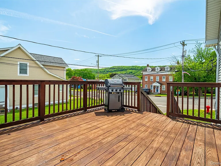 58 Samsondale Ave #A — Photo 4