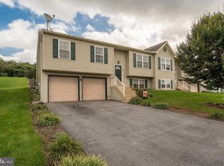 261 Beech St, Denver, PA 17517
