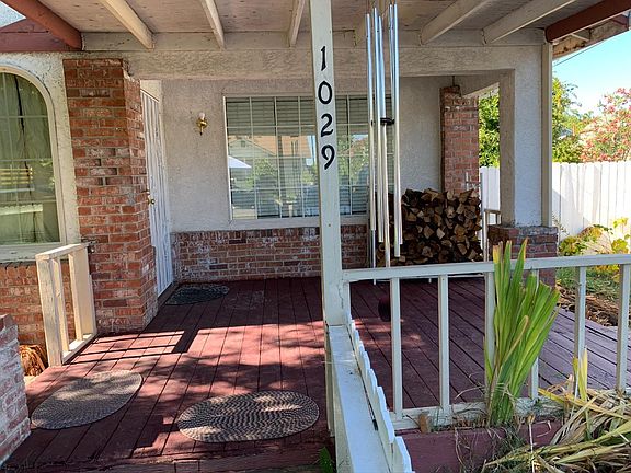 2nd image of 1029 Alamos Ave