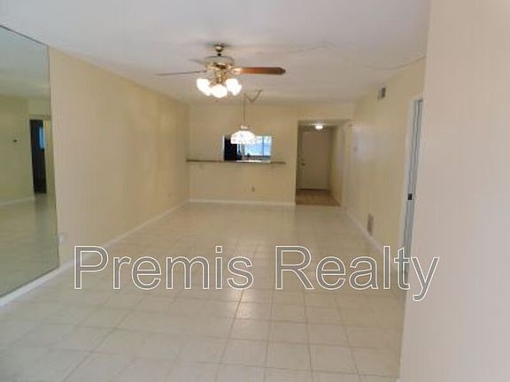 3rd image of 3055 Casa Del Sol Cir APT 103