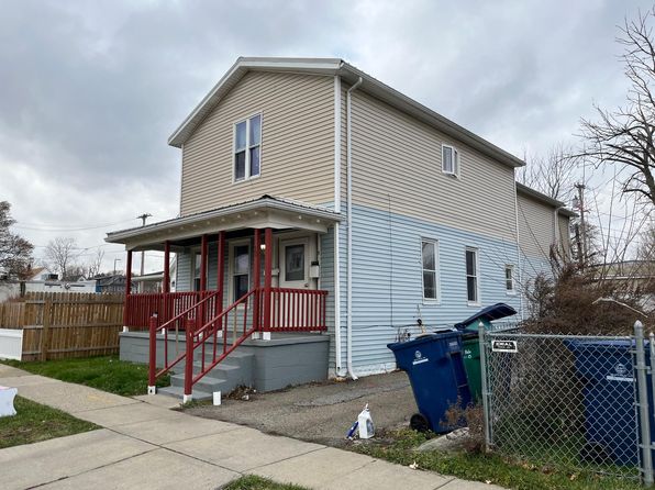 30 Cayuga St
