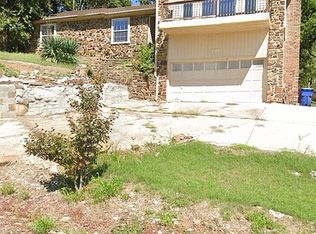 6711 Riviera Dr, Fort Smith, AR 72903