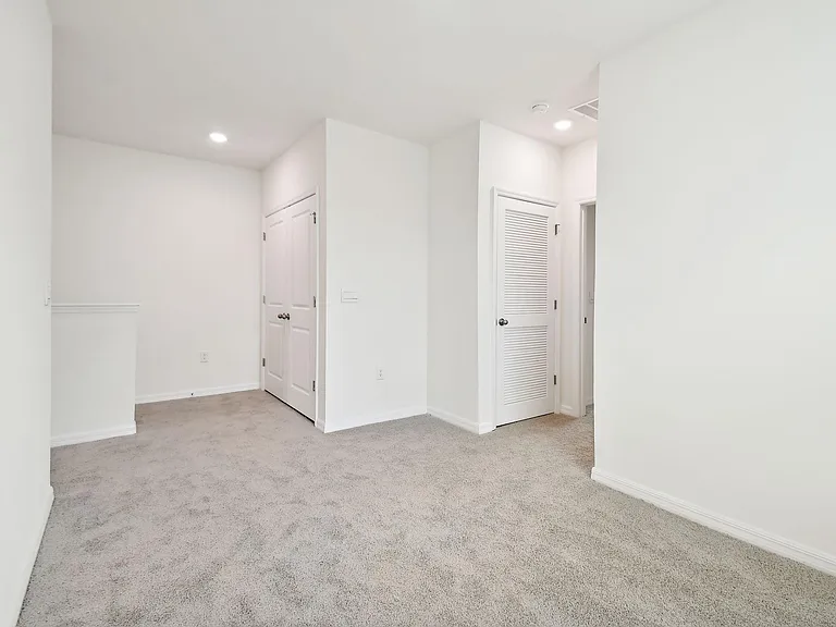 32943 Regent Canal St — Photo 42