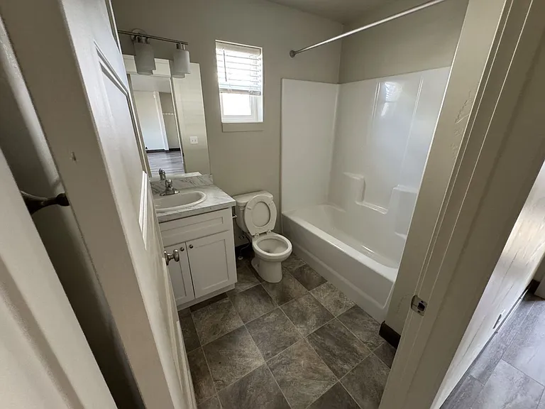119 Jewel Basin Ct — Photo 10