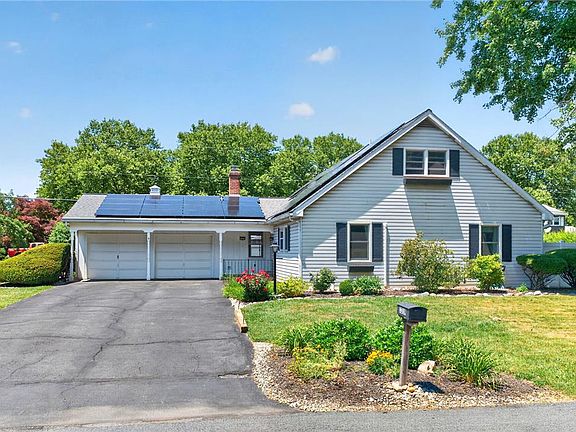3rd image of 1319 Warba Dr