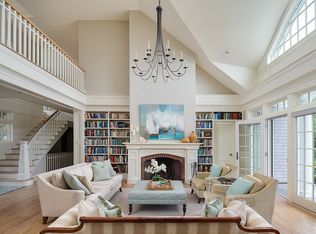8 Seal Cove Rd, Hingham, MA 02043