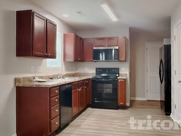 2133 Bethany Trace Ln — Photo 5