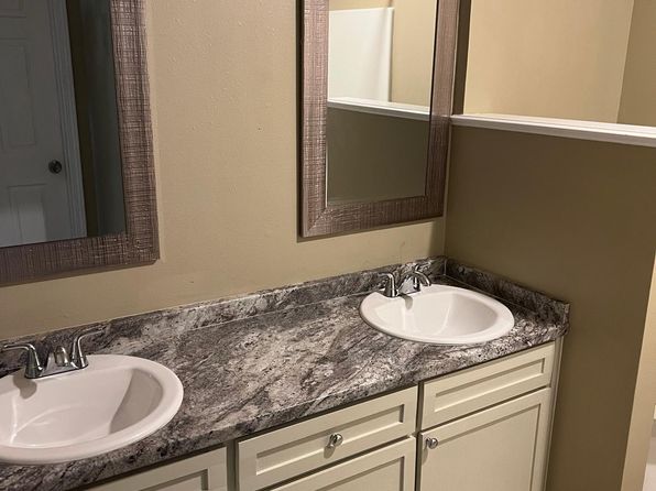 8252 Governor Dr APT 1