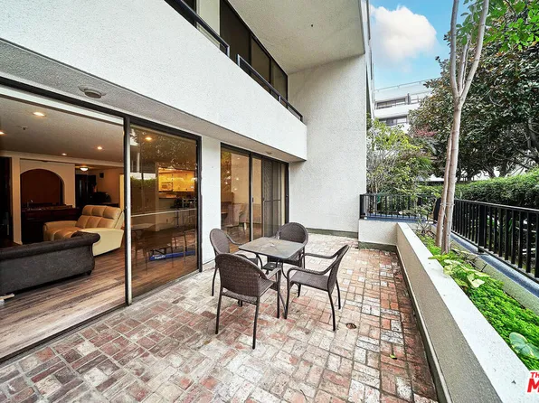 880 W 1st St APT 202, Los Angeles, CA 90012