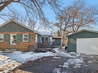 26814 N Genesee St, Wauconda, IL 60084