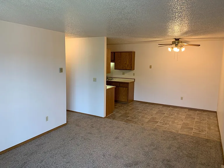 Gatewood Apartments — Photo 54