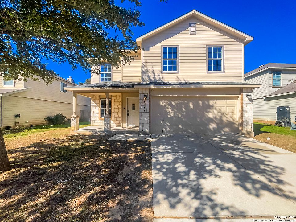 1st image of 8035 ASHWOOD POINTE