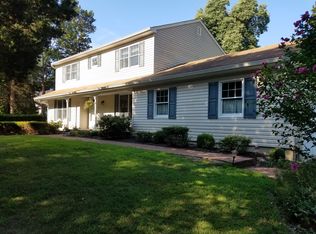 43 Wayne Ct, Fort Salonga, NY 11768