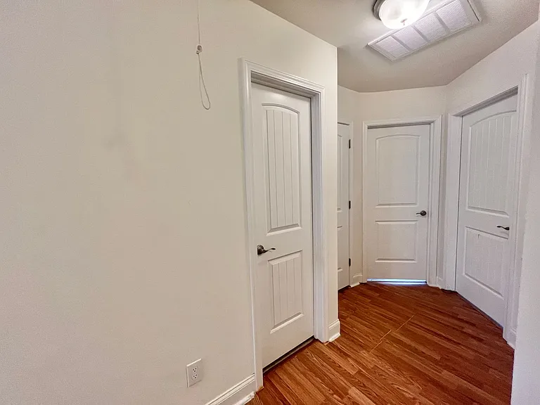 4426 Lord Joseph Ct — Photo 9