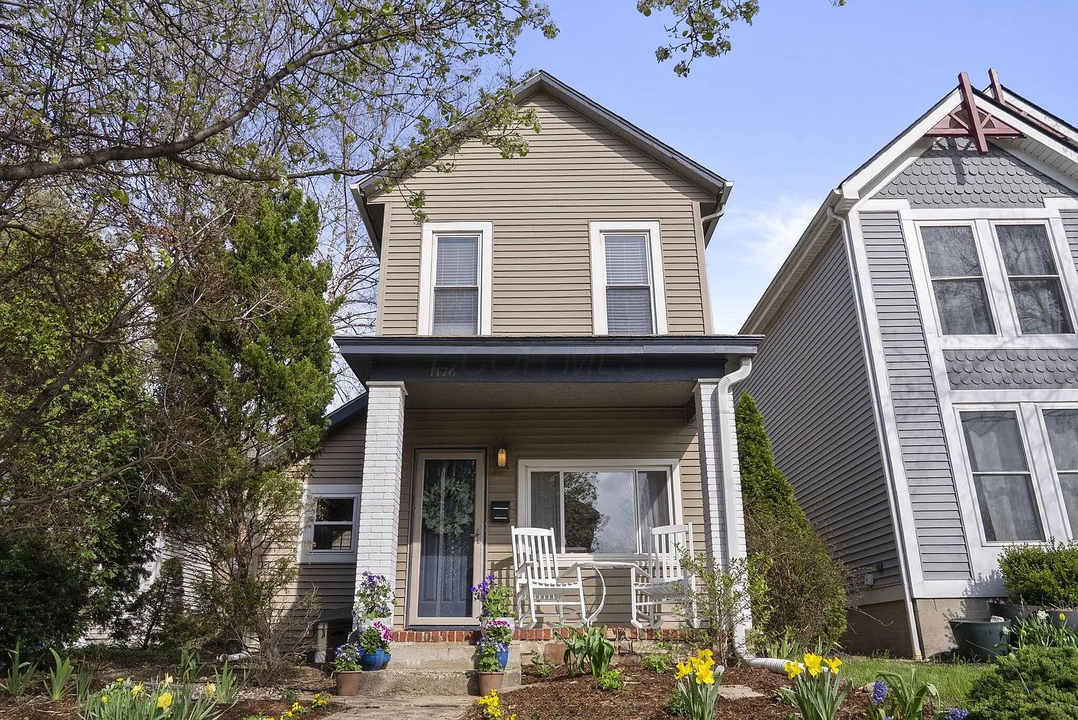 1176 Perry St Unit 1176 photo 1