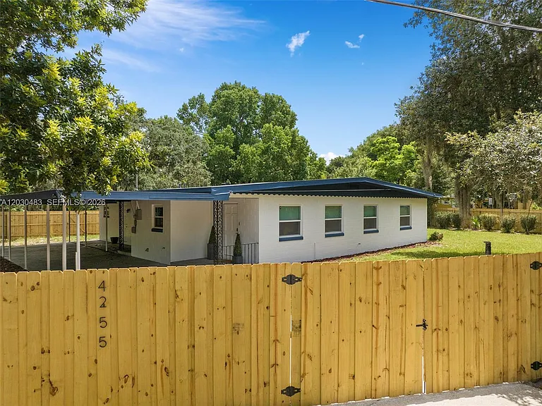 4255 Wee St — Photo 30