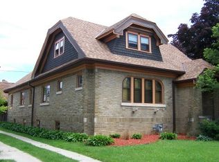 2600 N 61st St, Milwaukee, WI 53213