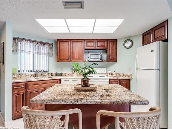 4th image of 6750 Us Highway 27 N APT P5