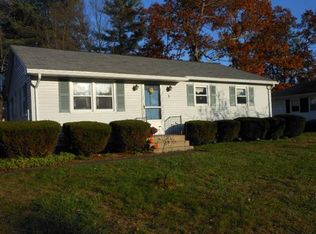 3 Beyer Dr, Easthampton, MA 01027