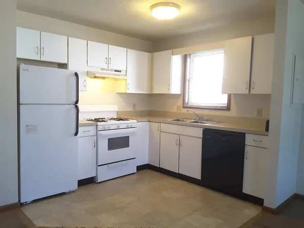 211 Stonewall Court, 211 Stonewall Ct APT 1*, Nappanee, IN 46550