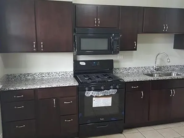7930 S Green St #2, Chicago, IL 60620