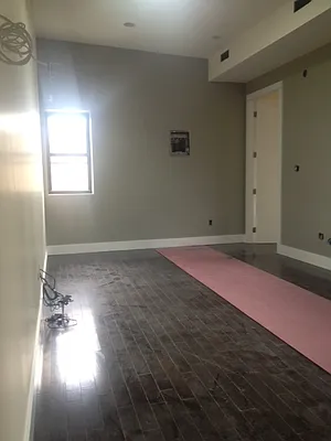 Rented by Rental Solutions Inc | media 18