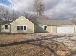 5655 NW 63rd Pl, Johnston, IA 50131
