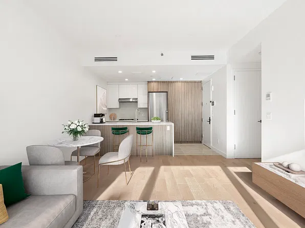 249 E 50th St, New York, NY