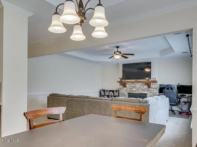 705 Neville St — Photo 12
