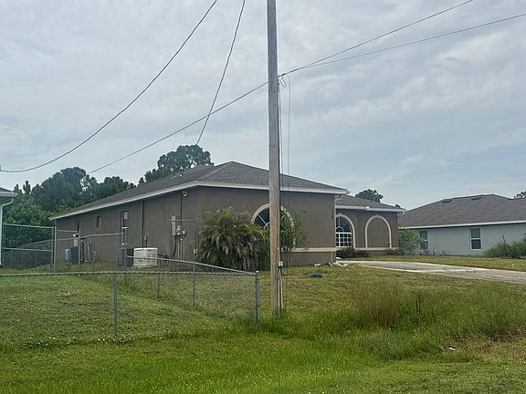 3rd image of 338 Pyramid Ave