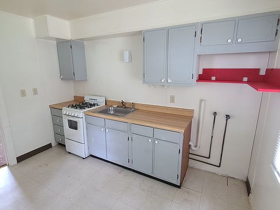 4th image of 5-7 Lincoln Cir