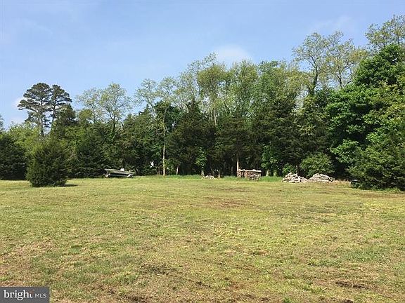 4th image of 41 Fern Dr