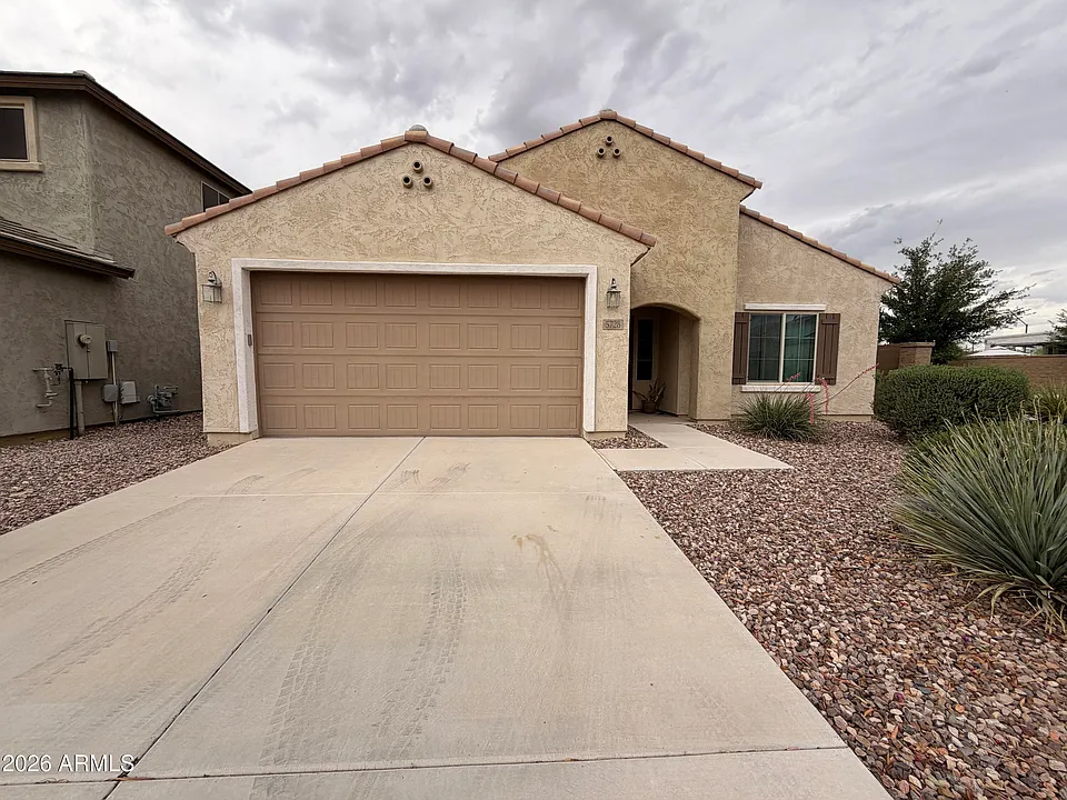 5728 W Autumn Vista Way