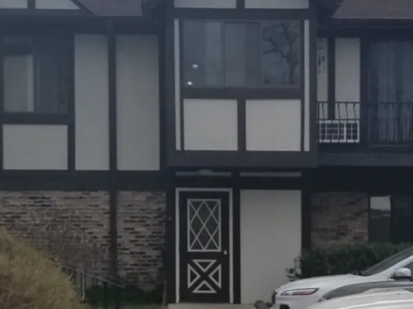 238 George St #A, Bensenville, IL 60106