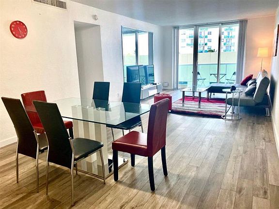 4th image of 3901 S Ocean Dr Suite 1A