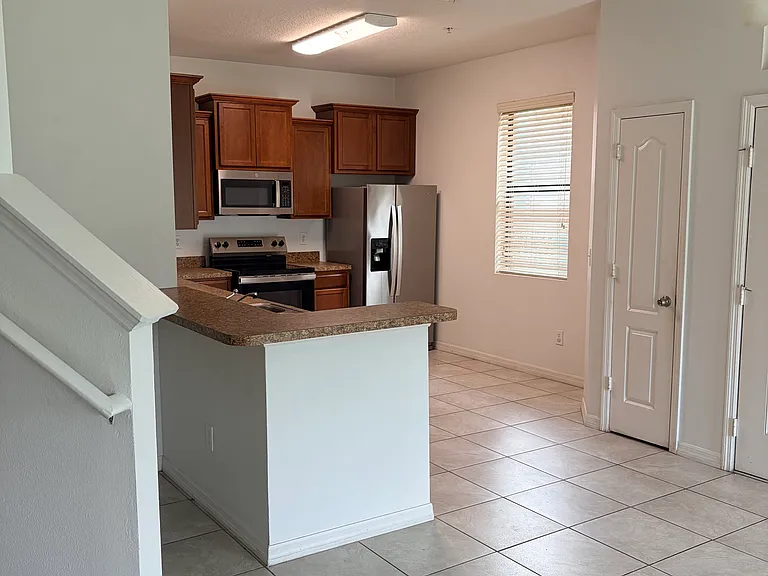6550 S Goldenrod Rd — Photo 7