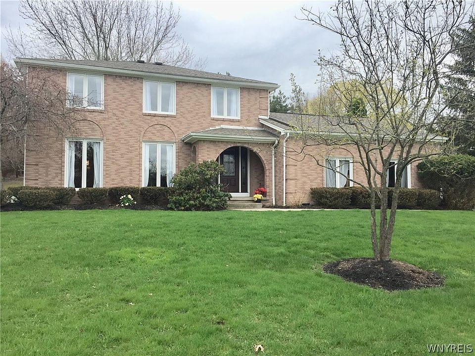1st image of 49 Fox Chapel Dr
