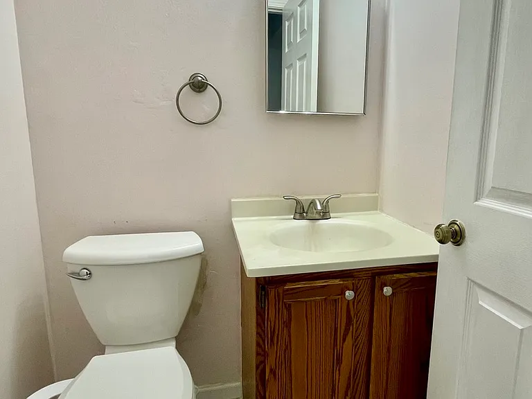 2760 College Hill Cir — Photo 11