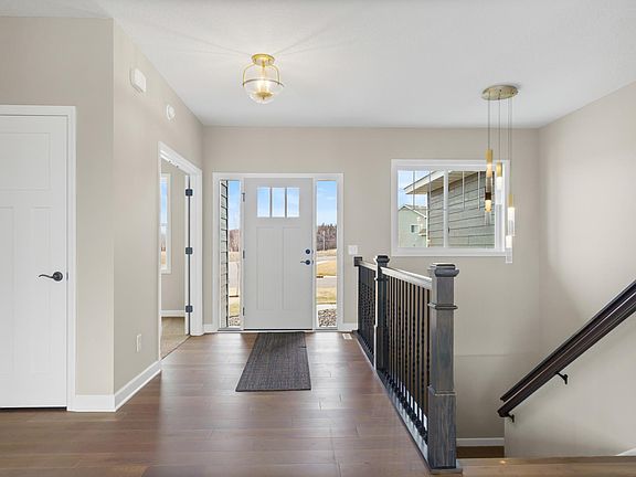 3rd image of 6839 Timberview Ct