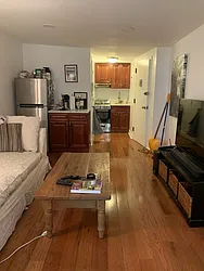 Rented by R New York