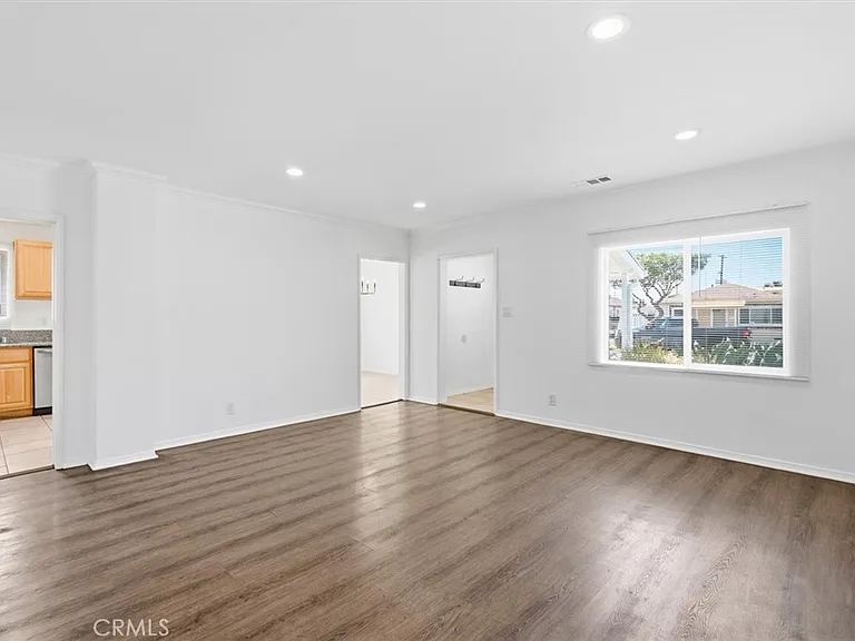 5117 W 133rd St — Photo 10