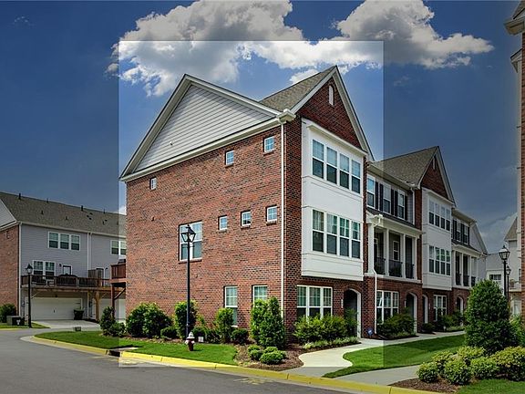 3rd image of 500 Violet Ct
