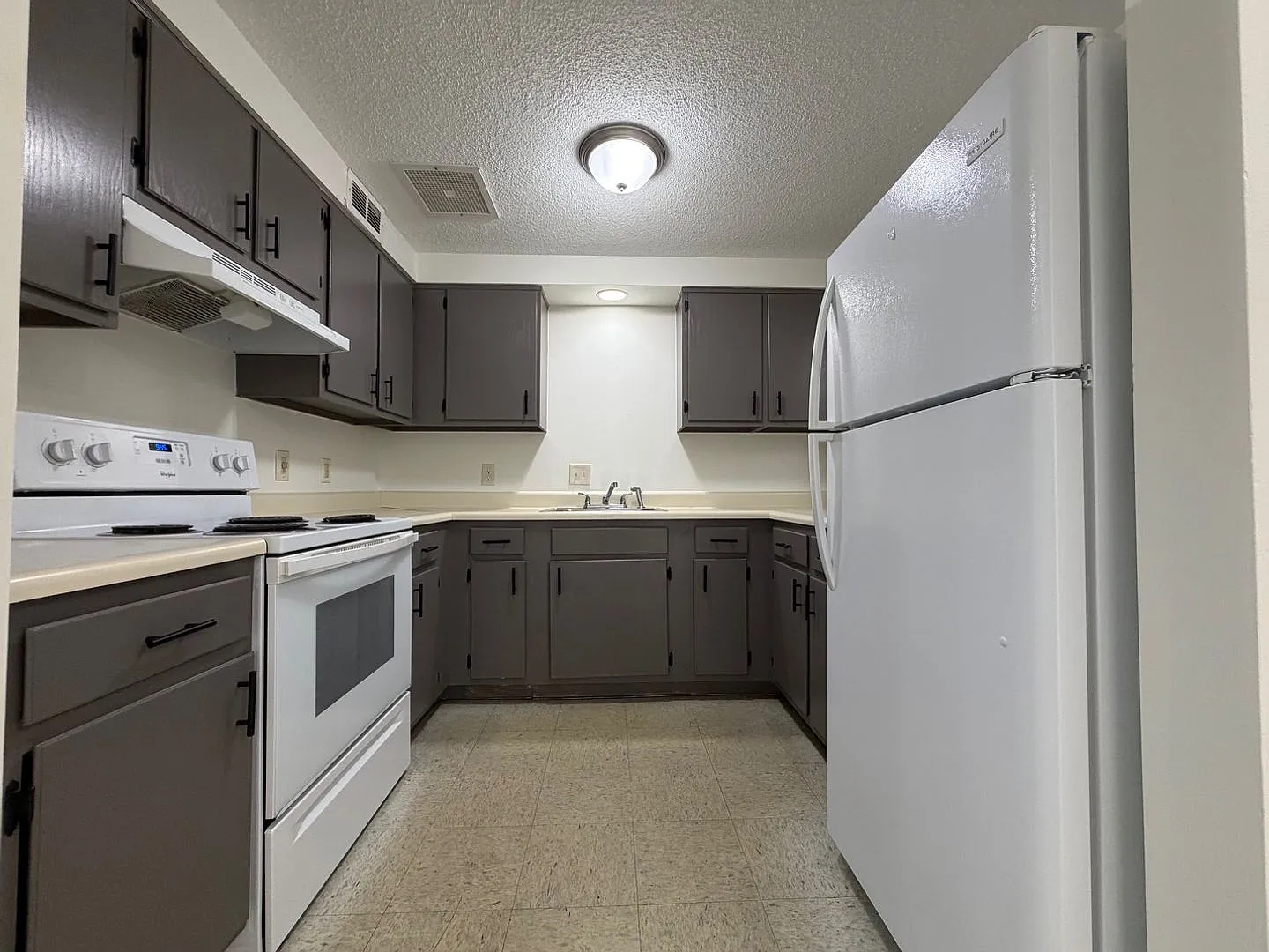 Monmouth Village Apartments LLC (Pine Ridge Estates) — Photo 1
