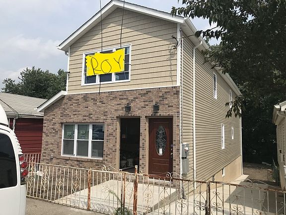 5th image of 851 Euclid Ave