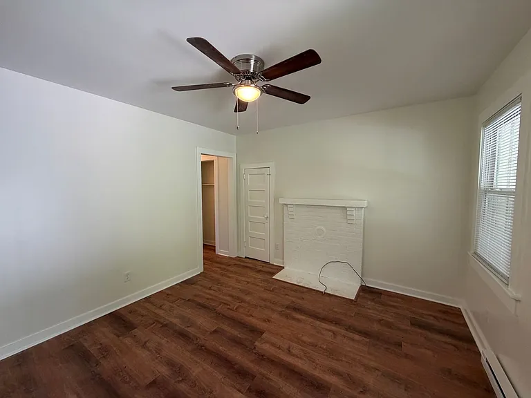 209 Dennis St — Photo 6