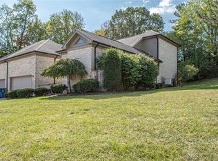 3916 Valley Brook Dr S, Englewood, OH 45322